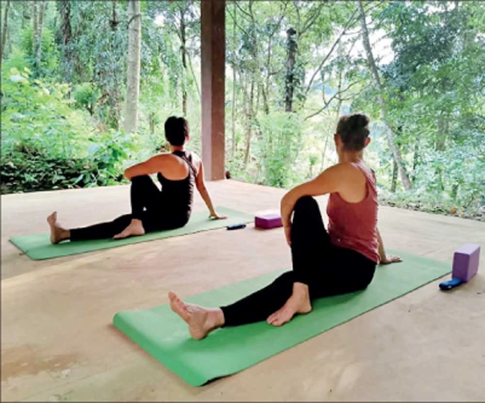 Introducing Karina Starnes and her tourism-based mission in Deniyaya