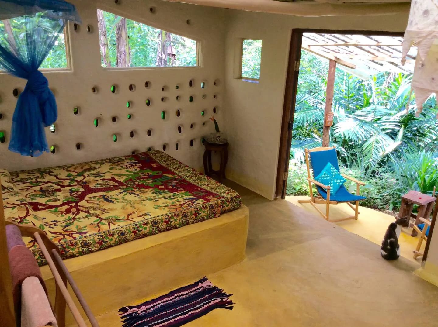 Mud Cabana - Image 2